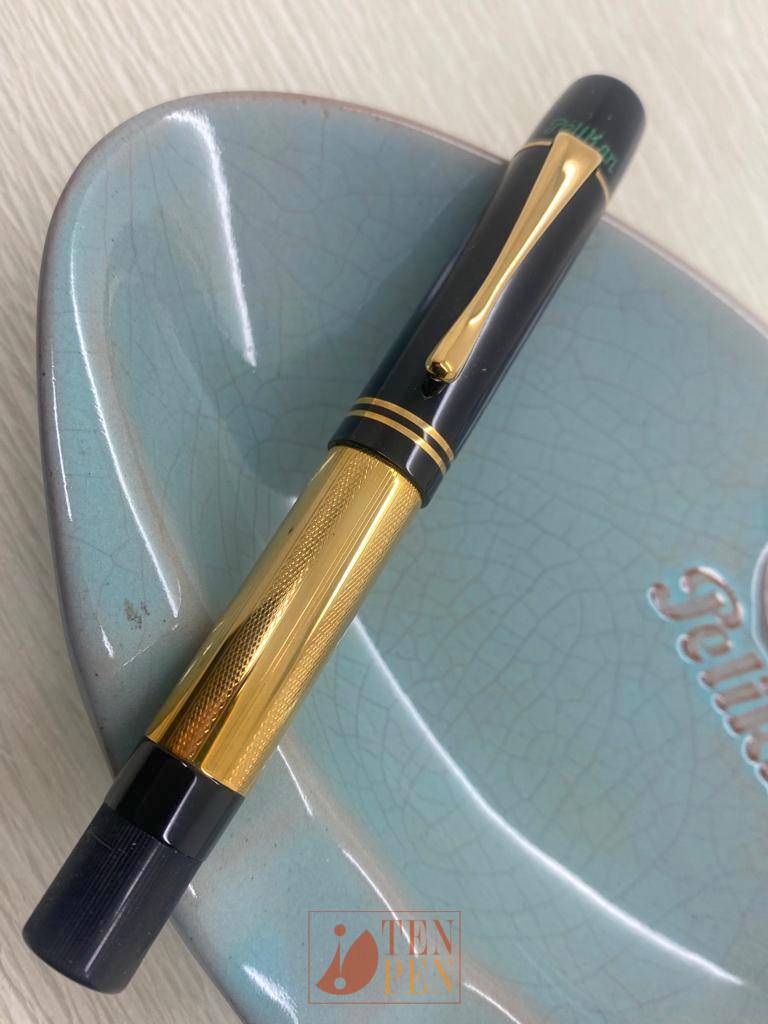 PELIKAN 1931 - ORIGINALS OF THEIR TIME - CELLULOID AND SOLID GOLD